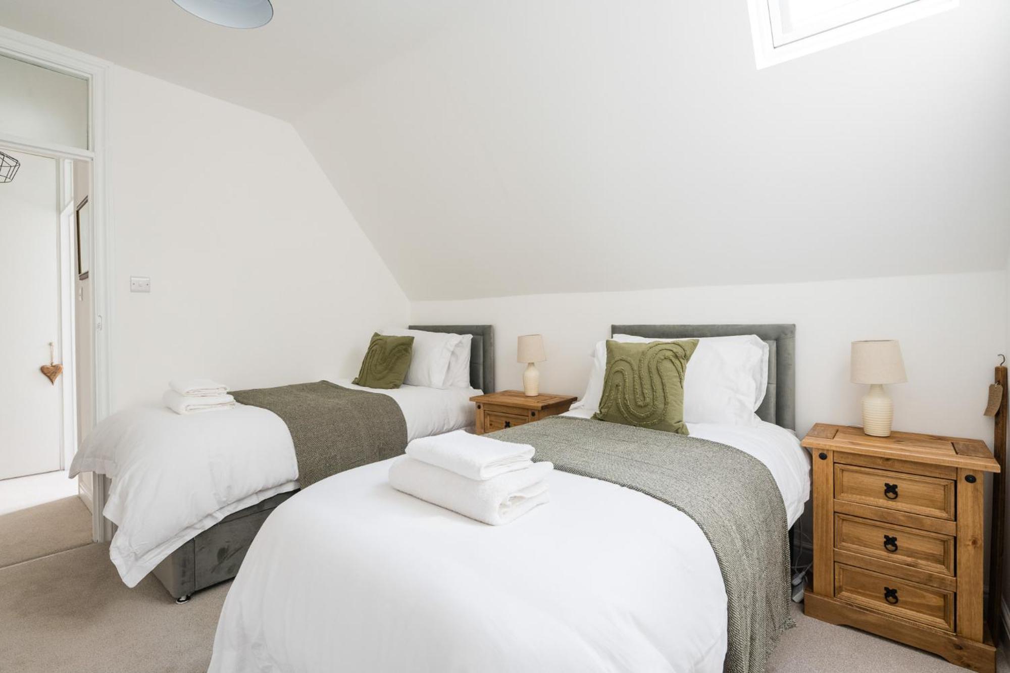 Eagle Cottage - Charming Cotswolds Getaway, Dog Friendly Wyck Rissington ภายนอก รูปภาพ